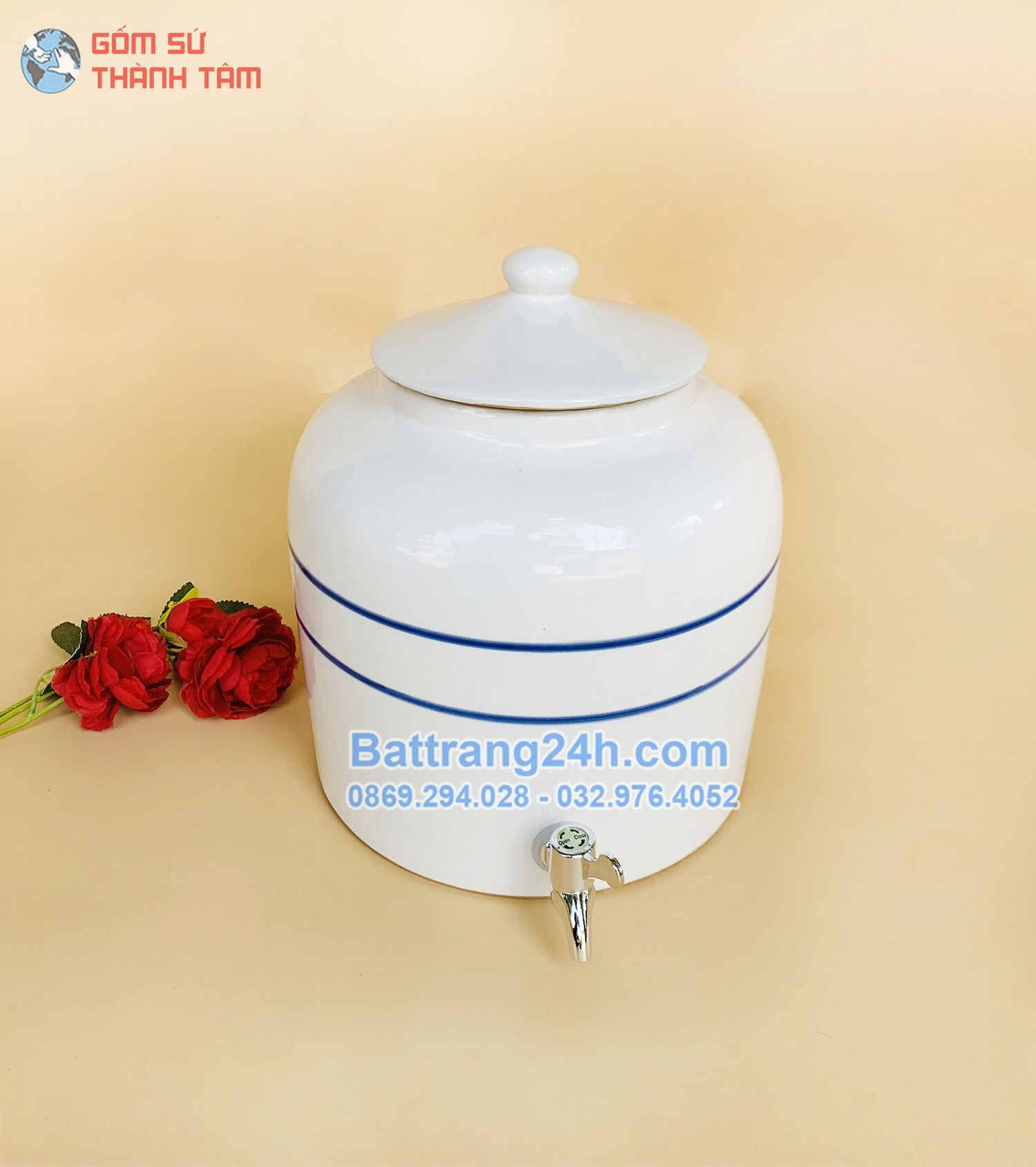 Mua bình đựng nước màu trắng viền xanh gốm sứ Bát Tràng đẹp mắt, dày dặn